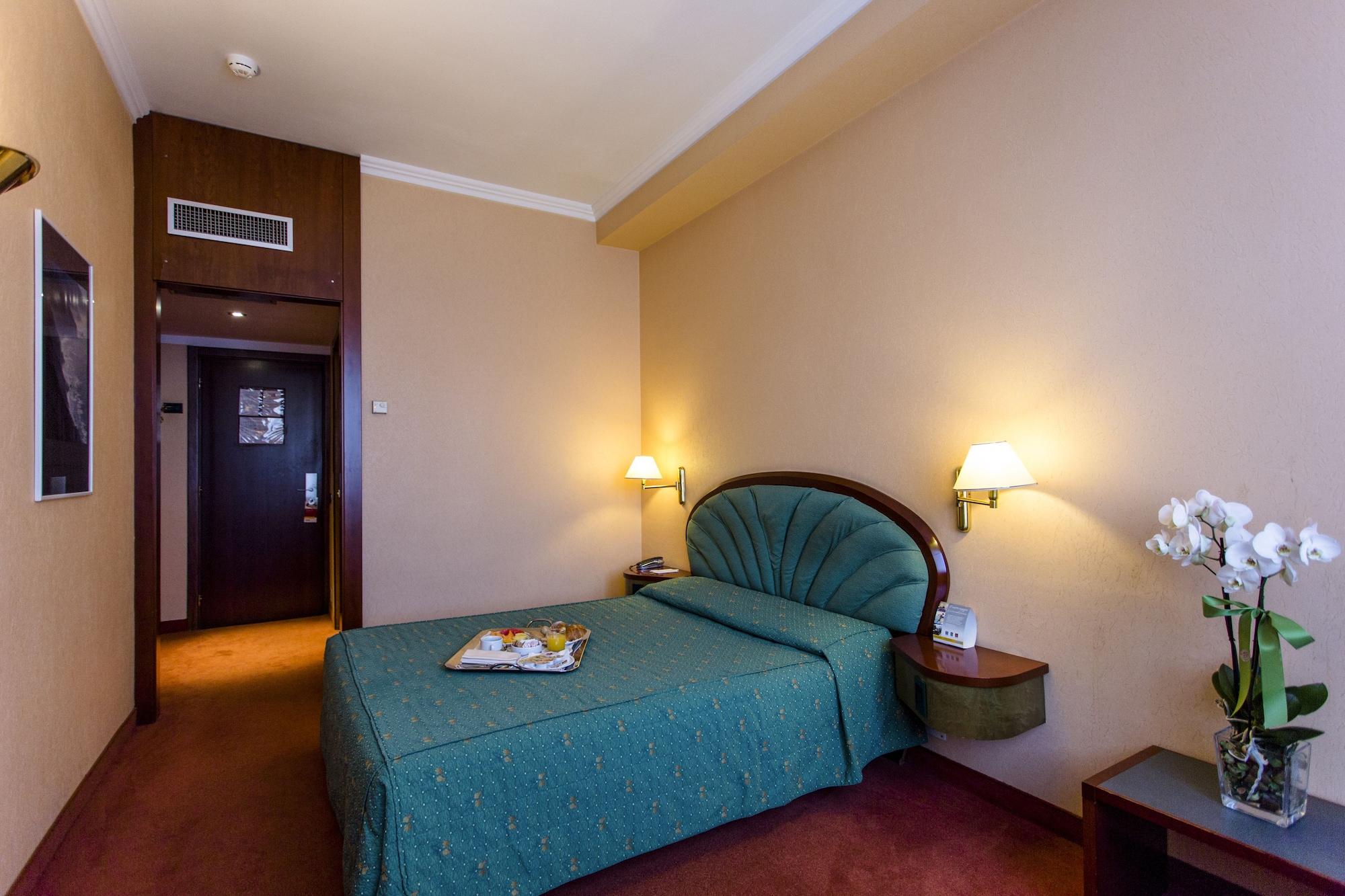 B&B Hotel Боргаро Торинезе Екстериор снимка