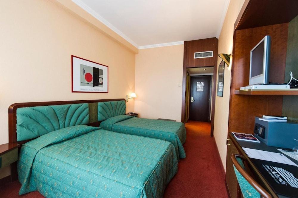 B&B Hotel Боргаро Торинезе Екстериор снимка