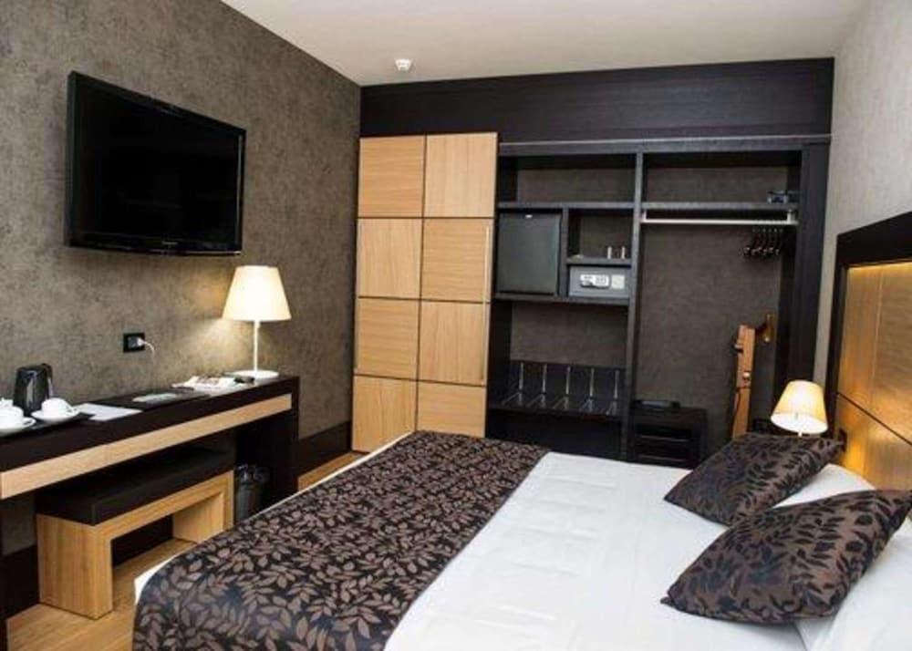 B&B Hotel Боргаро Торинезе Екстериор снимка