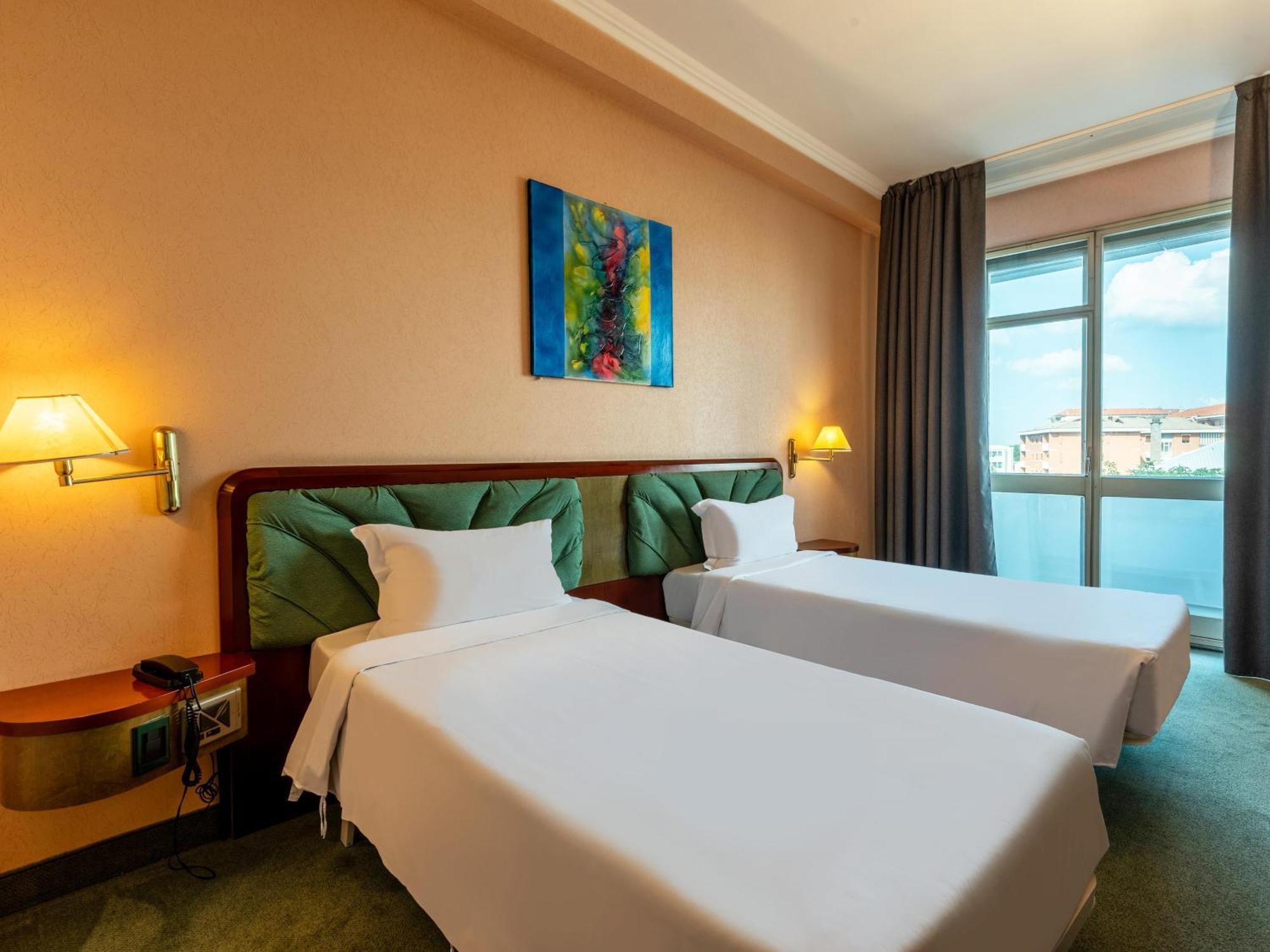 B&B Hotel Боргаро Торинезе Екстериор снимка